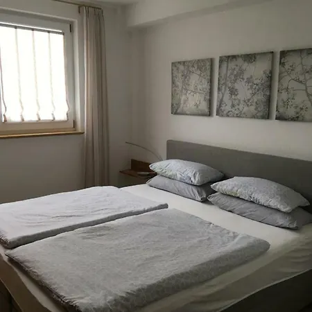 Ferienwohnung Mirjam * リーゲル